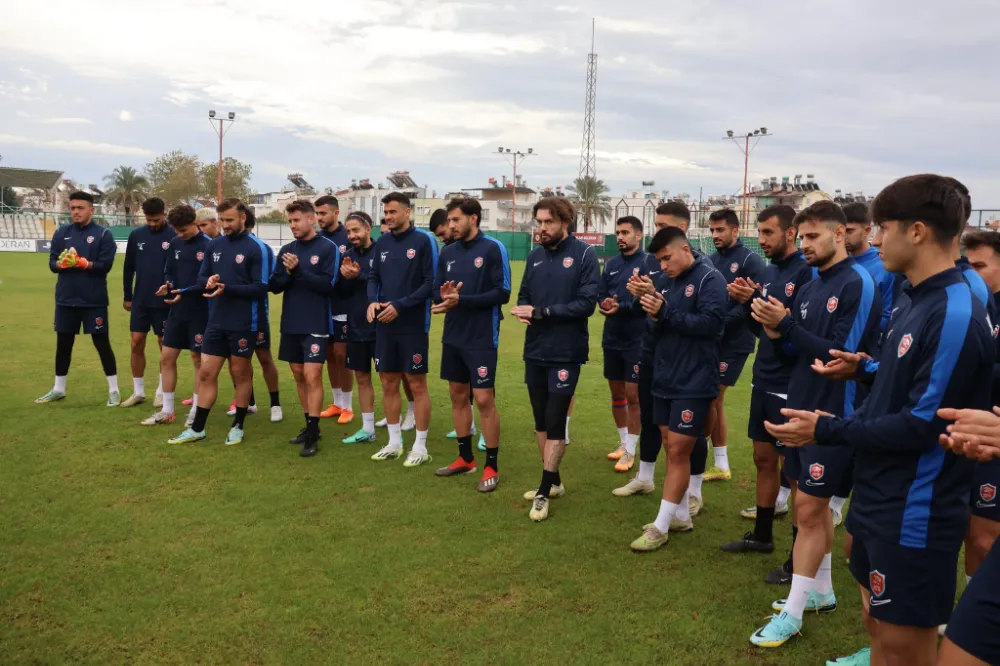 Başkan İltemir “Üç puanla Antalya’ya döneceğinize inanıyoruz”