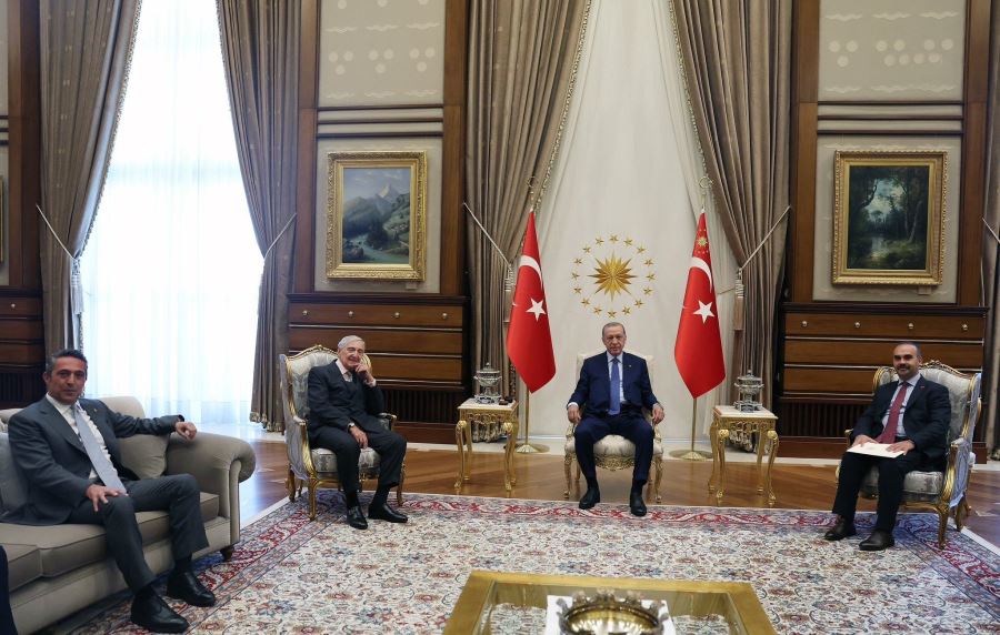  ERDOĞAN, RAHMİ KOÇ VE ALİ KOÇ İLE GÖRÜŞTÜ