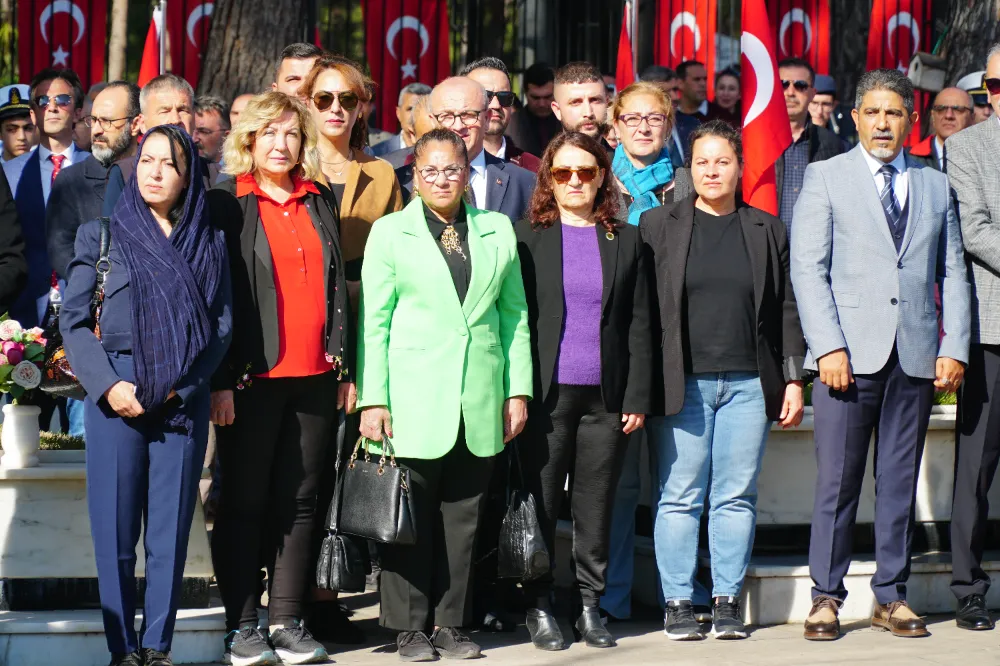 18 MART ANMASINDA ATATÜRK’E DUA ETMEYEN HOCAYA TEPKİ: “ÇANAKKALE ATATÜRK’TÜR, ATATÜRK ÇANAKKALE’DİR”