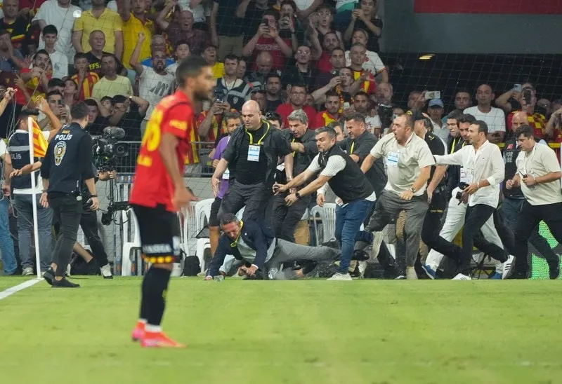 Göztepe Fenerbahçe maçında büyük olay!  Ali Koç