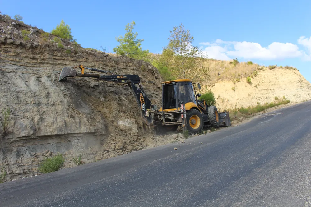 Büyükşehir’den Manavgat yollarında kış mesaisi