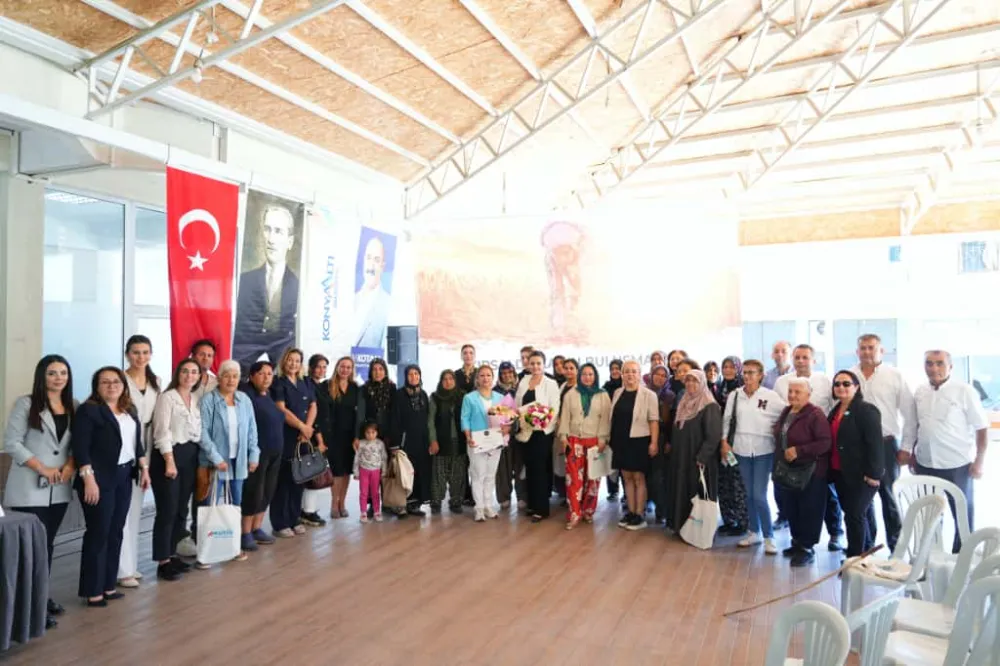 KONYAALTI’NDA ÇİFTÇİ KADINLAR BULUŞMASI GERÇEKLEŞTİ   