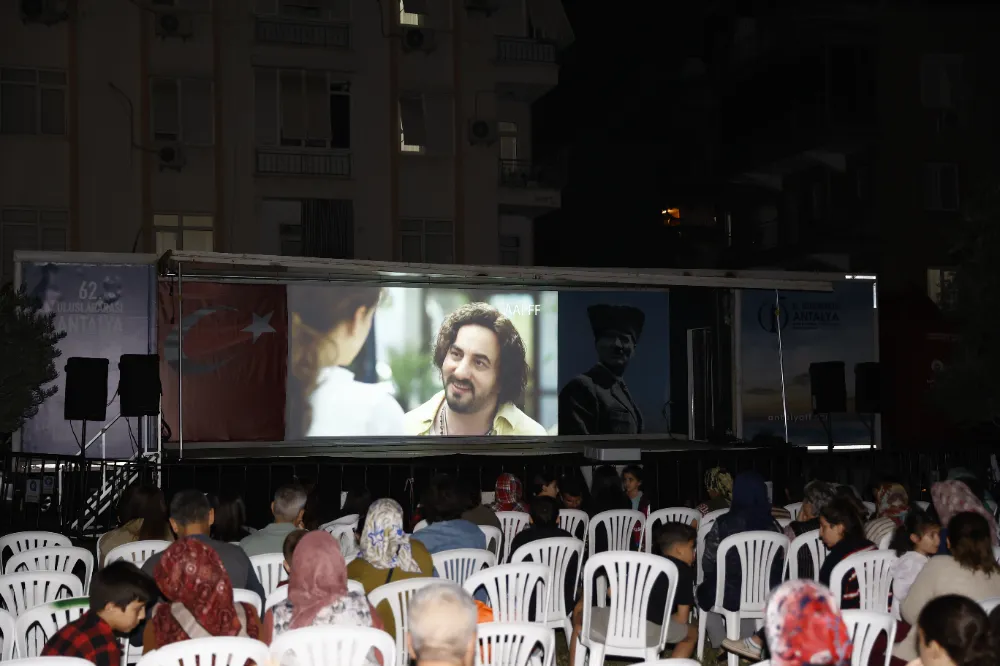 Altın Portakal’da “Gezen Sinema” heyecanı başladı