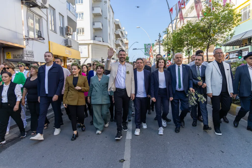 MANAVGAT’TA 2. ZEYTİN VE ZEYTİNYAĞI FESTİVALİ KORTEJLE BAŞLADI