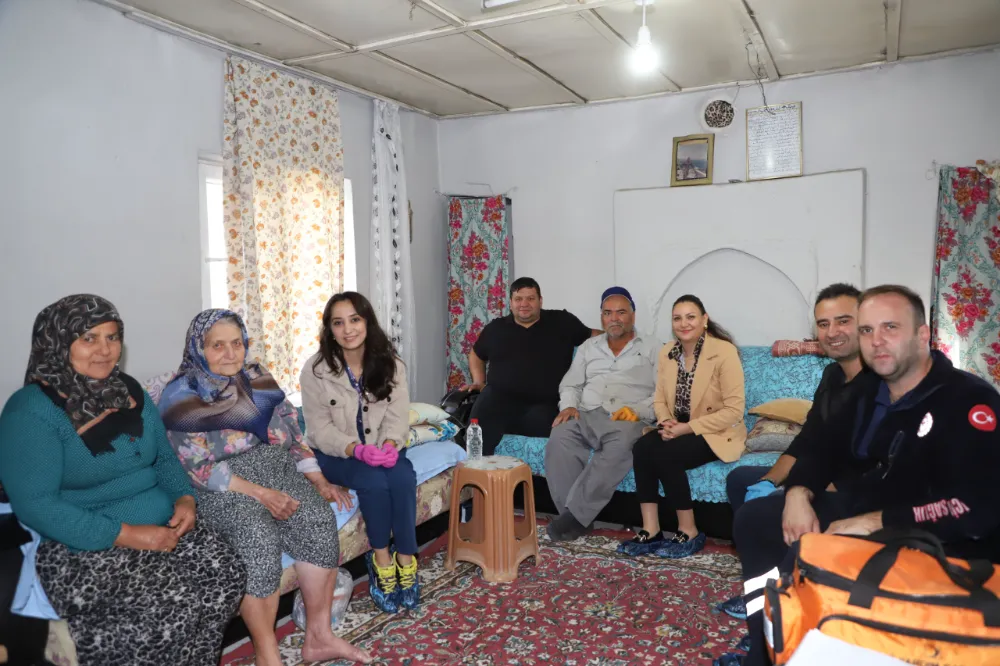 AKSU BELEDİYESİ HASTA ZİYARETLERİNE DEVAM EDİYOR