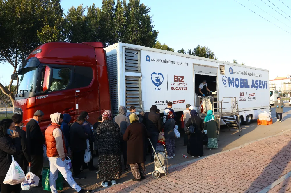 Mobil Aşevi Tırı Ramazan ayı süresince her gün farklı mahallerde 