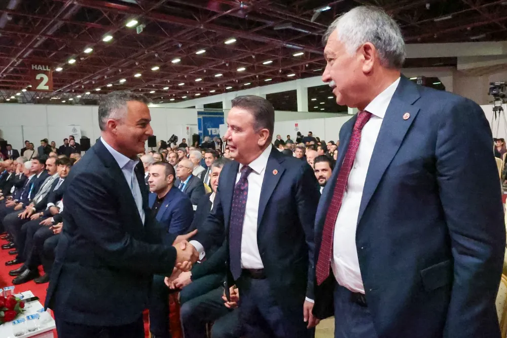 MANAVGAT BELEDİYE BAŞKANI NİYAZİ NEFİ KARA, CİTY EXPO’DA PROJELERİ İNCELEDİ