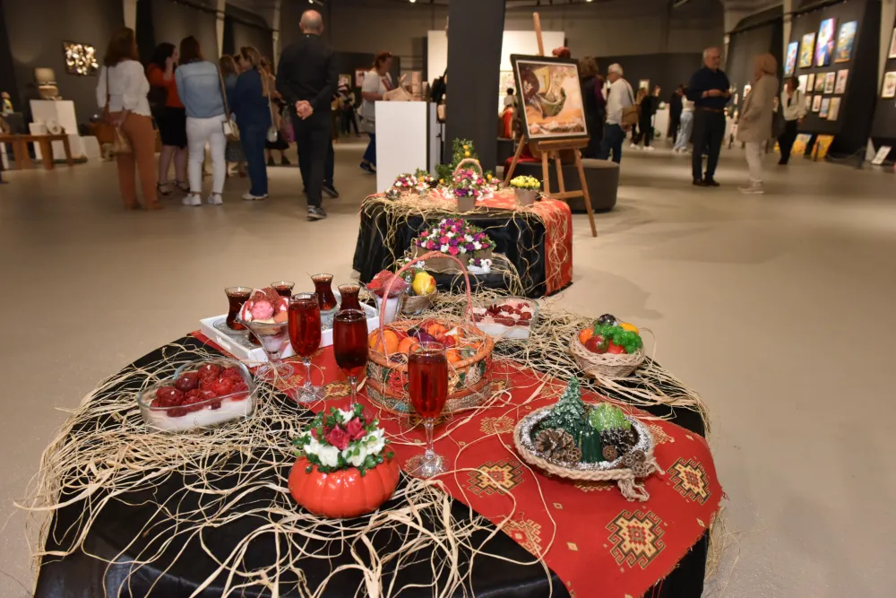 Dokumapark Modern Sanatlar Galerisi’nde karma sergi  