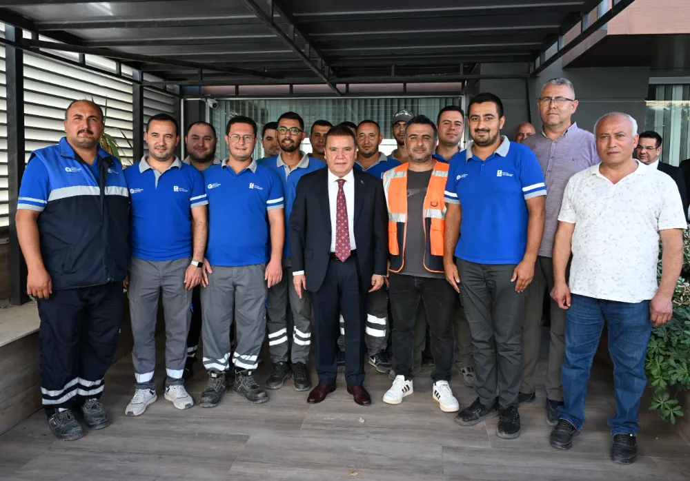 BAŞKAN MUHİTTİN BÖCEK’İN 1 MAYIS EMEK VE DAYANIŞMA GÜNÜ MESAJI