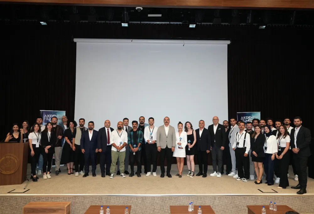 BİRİNCİLİK ÖDÜLÜNÜ BAŞKAN KOTAN VERDİ