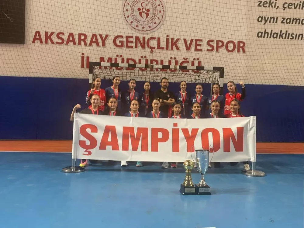 Kepez’e şampiyonluk kupaları peş peşe geldi