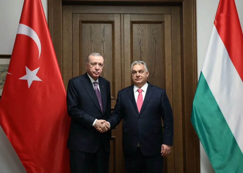 Cumhurbaşkanı Erdoğan, Budapeşte’de, Macaristan Başbakanı Orban ile bir araya geldi