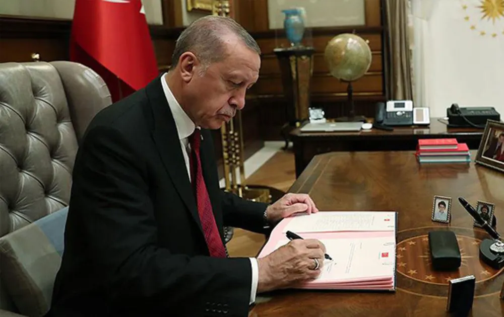 Yüzlerce ilçeye yeni kaymakam ve vali yardımcısı atandı