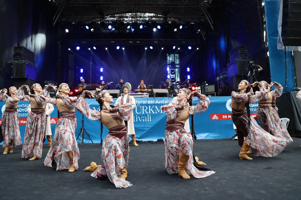 4. Uluslararası Antalya Yörük Türkmen Festivali’nde ilk gün coşkusu