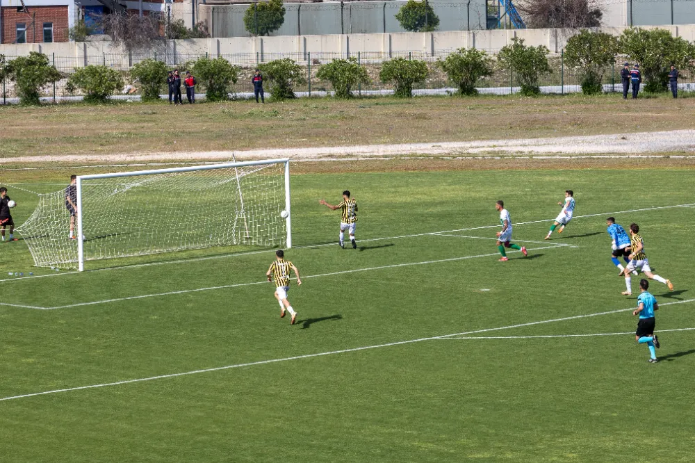 MANAVGAT BELEDİYESPOR’DAN FARKLI GALİBİYET