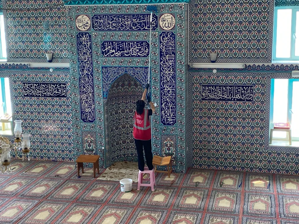 Korkuteli Belediyesi’nden, Cami Temizliğinde Devamlı Hizmet