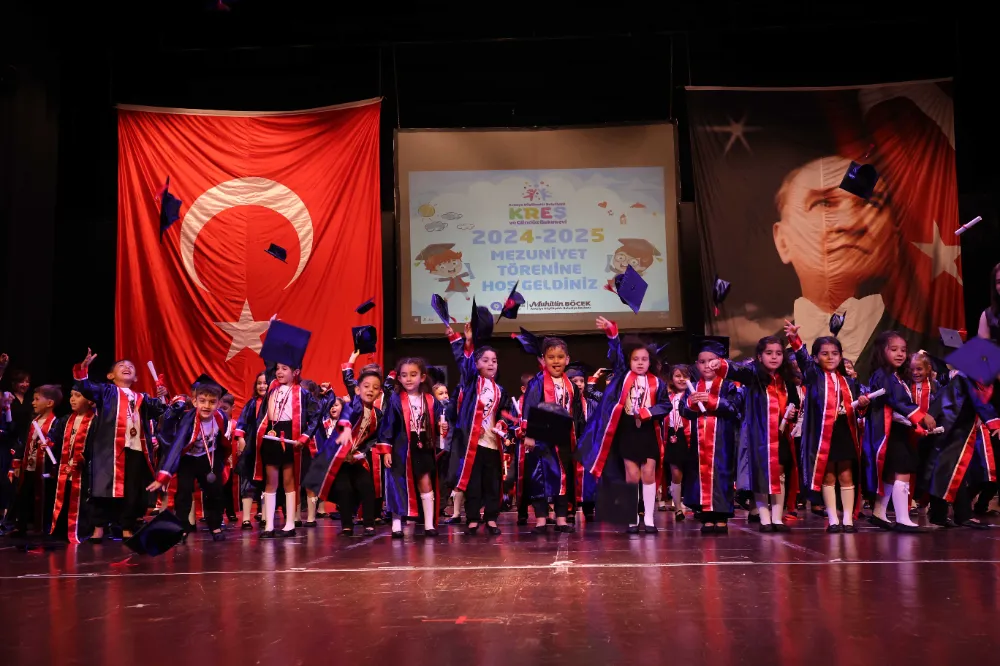 Antalya Büyükşehir kreşlerinde mezuniyet coşkusu