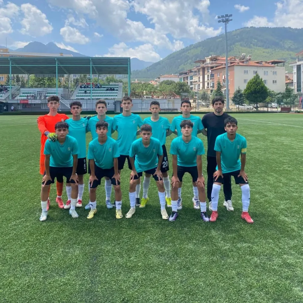 MANAVGAT BELEDİYESPOR FUTBOL AKADEMİSİ MİNİK YETENEKLERİNİ ARIYOR