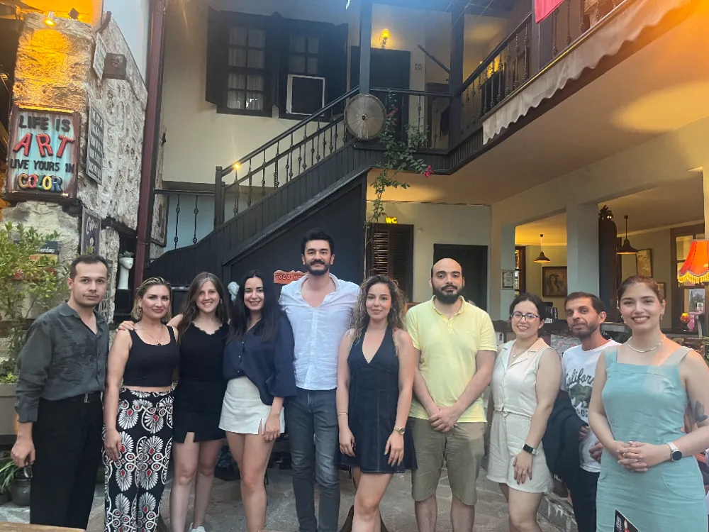 Antalya Barosu’ndan Patili Dostlara Mama Desteği