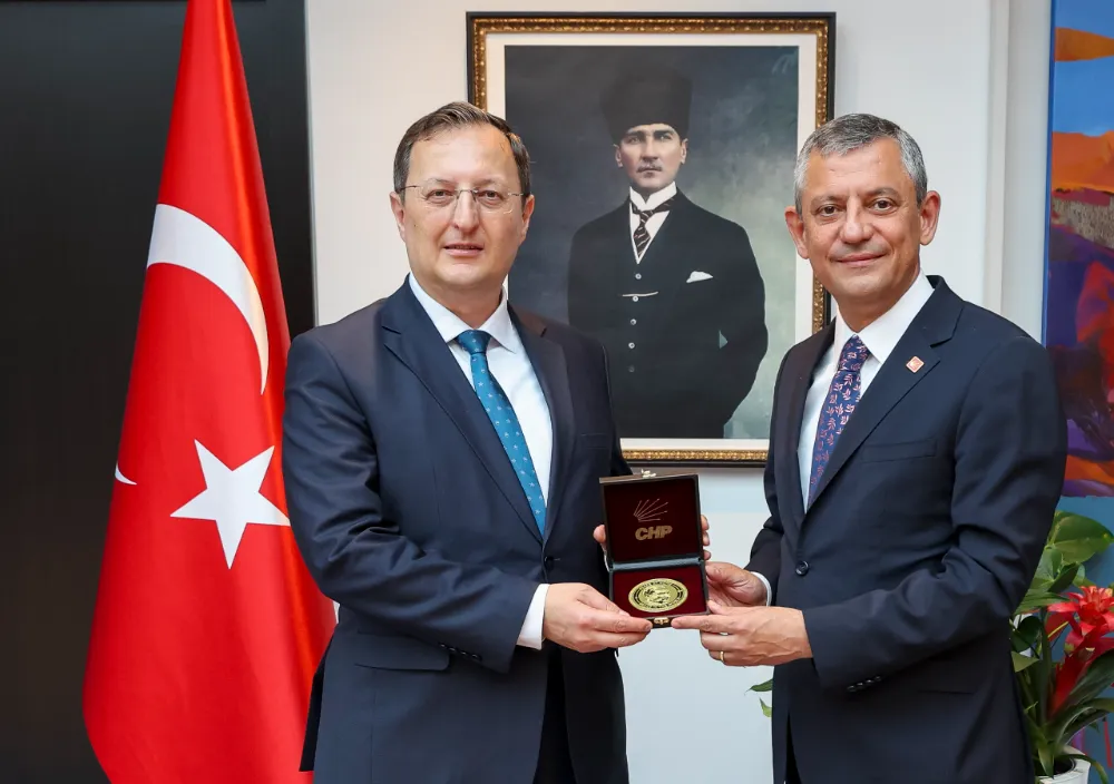 Özgür Özel, Türkiye