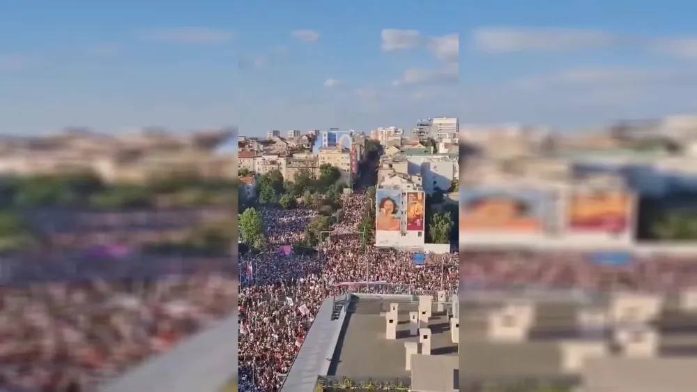 Sırbistan’da Cumhurbaşkanı Vucic karşıtı protestolarda çatışma: