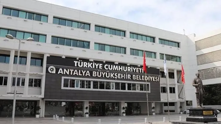 O iki isim tutuklandı