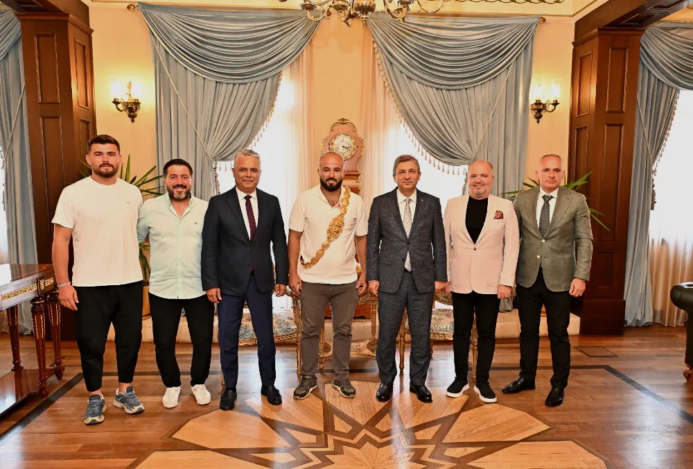 Orhan Okulu’dan Vali Şahin’e anlamlı ziyaret