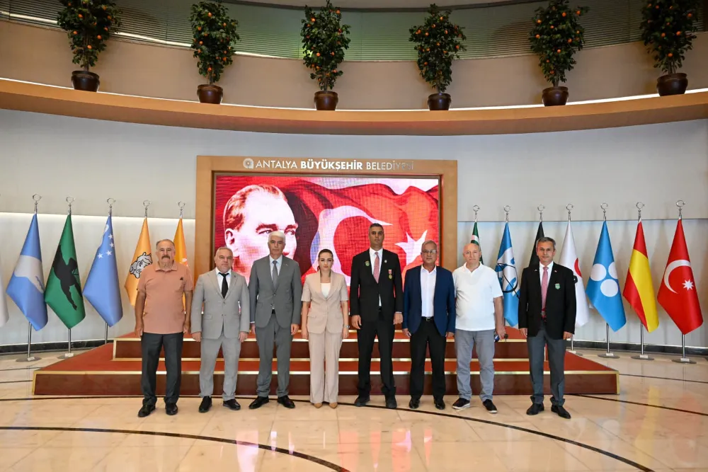 Antalya Büyükşehir Belediyesi şehit aileleri ve gazileri yalnız bırakmıyor