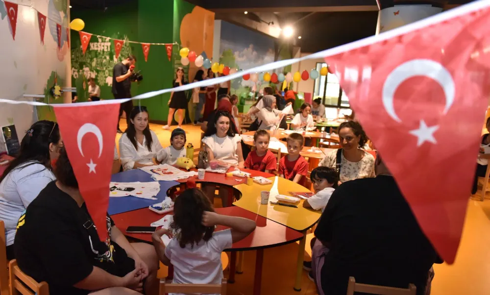 Antalya Bilim Merkezi’nde 30 Ağustos coşkusu çocuklarla buluştu
