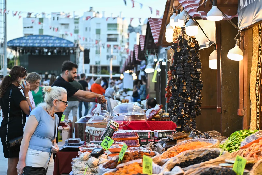Akdeniz Gecesi’nde Yörükler kültürlerini yaşattı