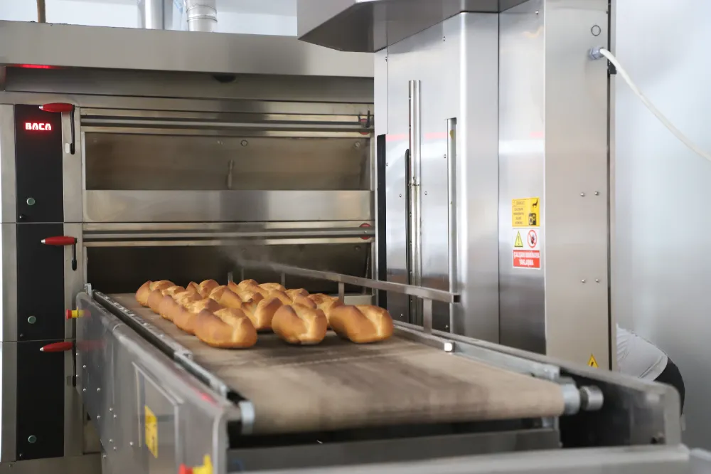 Korkuteli Belediyesi Halk Ekmek 12 Noktada Aralıksız Hizmet Veriyor