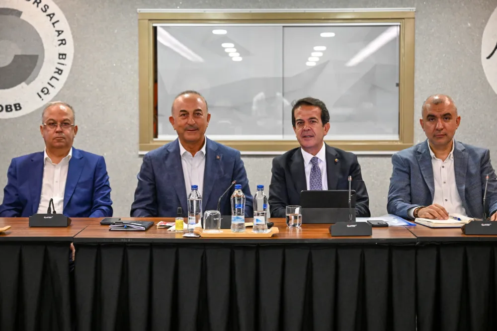 MEVLÜT ÇAVUŞOĞLU’NDAN ANTALYA BORSA’YA ZİYARET