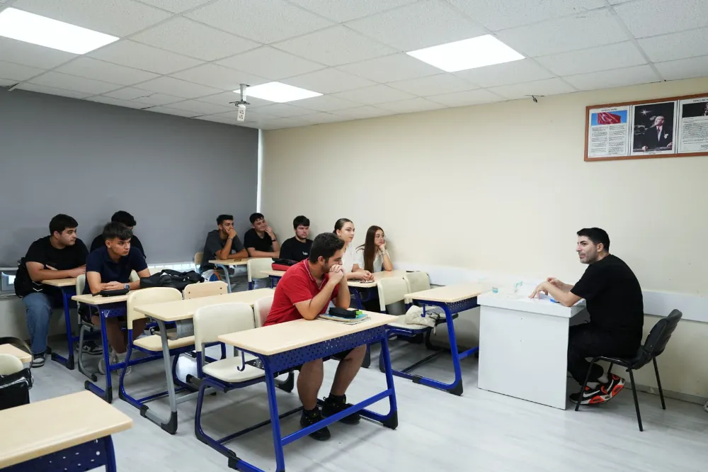 KONYAALTI ETÜT MERKEZİ’NDE DERSBAŞI YAPILDI