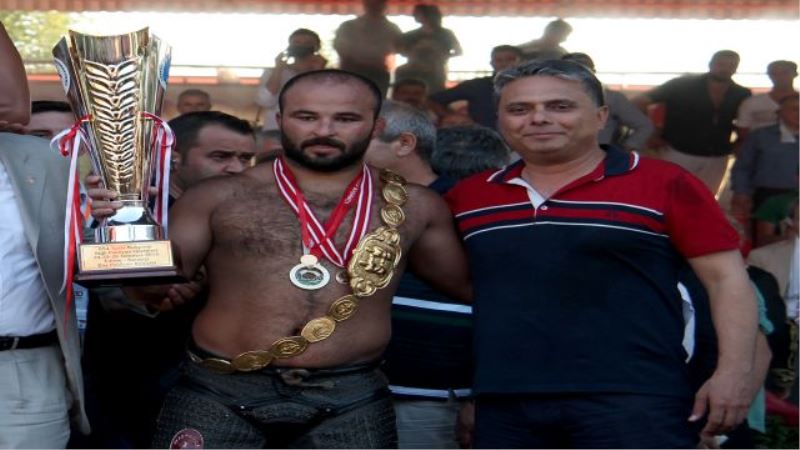 Evine döndü Geri vitesiz pehlivan Okulu, yeniden Muratpaşa’da