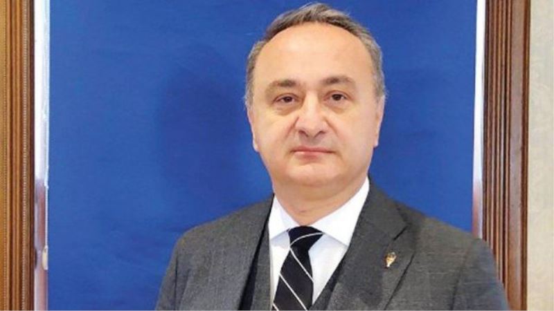 Acı gerçeği açıkladı! ‘Diplolamalar, basıldığı kağıttan bile değersiz!’