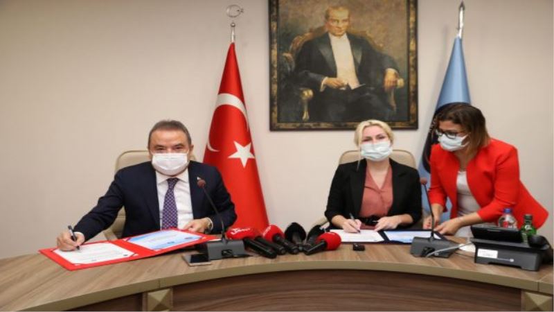 Büyükşehir Belediyesi ve Akdeniz Üniversitesi arasındaki işbirliği sürüyor