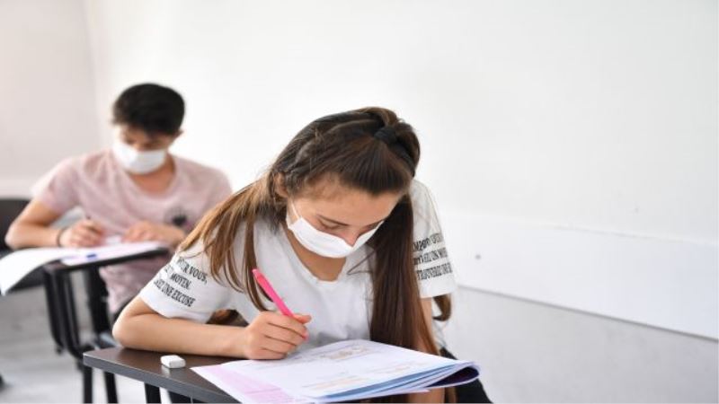 Konyaaltı Etüt Merkezi’nden ilk 100 bine
