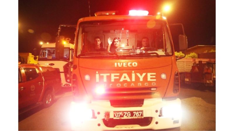 Antalya Büyükşehir Belediyesi  Marmaris’in yardımına koştu