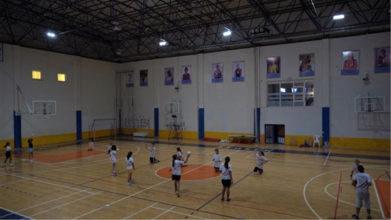 Konyaaltı geleceğin sporcularını yetiştiriyor