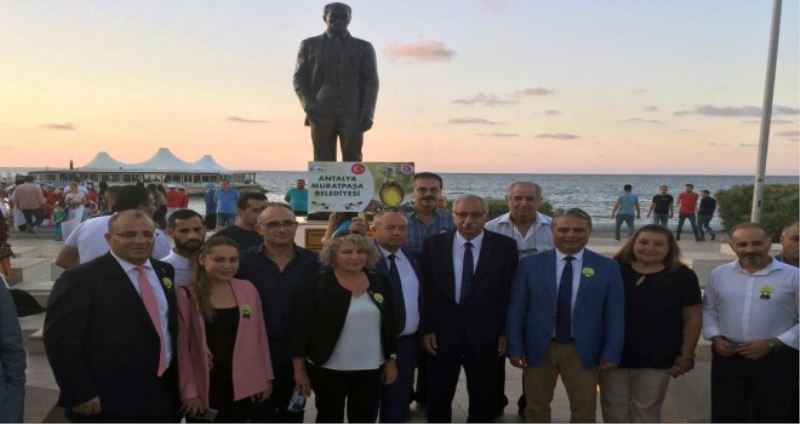 Uysal, Zeytin Festivali’ne katıldı